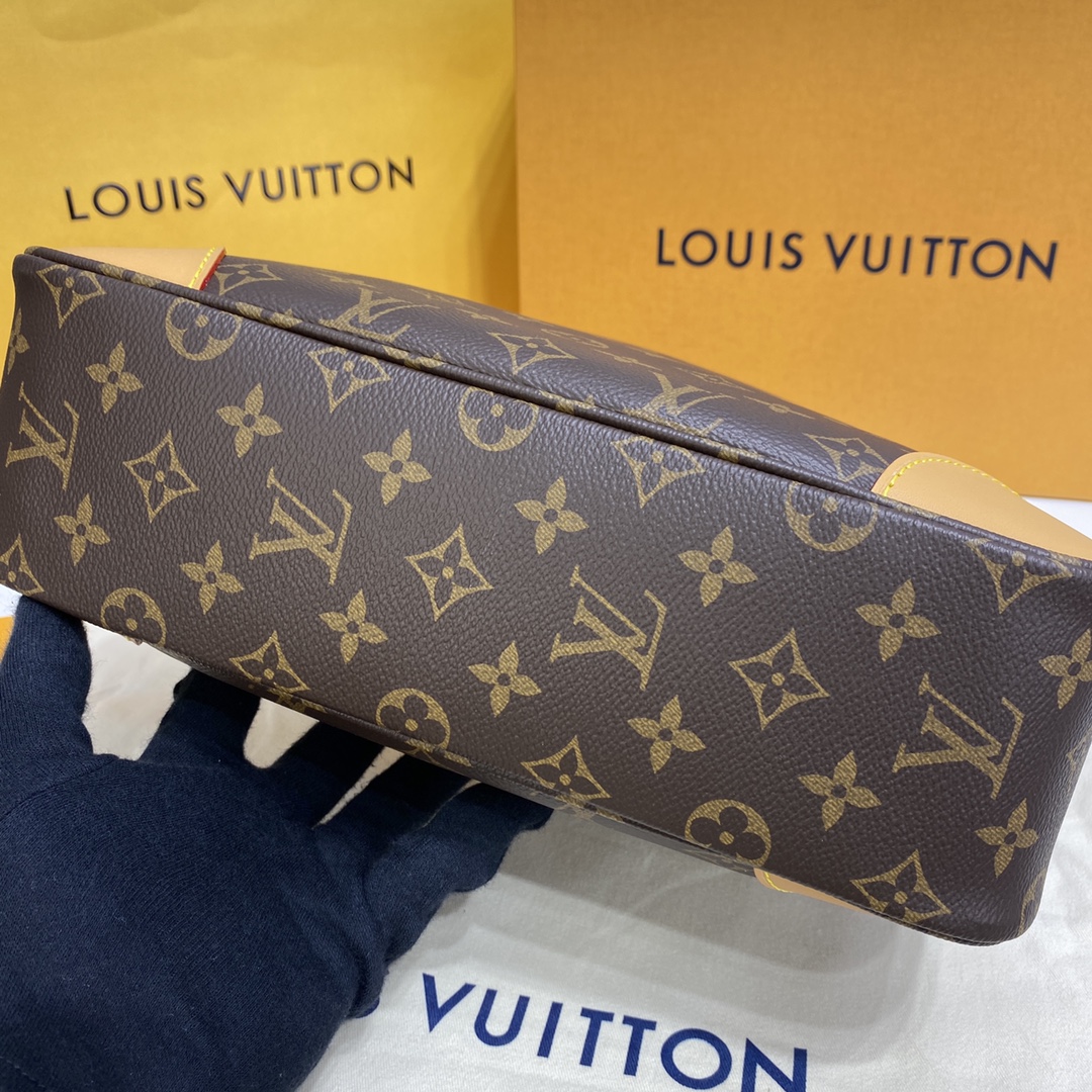 Louis Vuitton BOULOGNE Handbag Monogram M45832